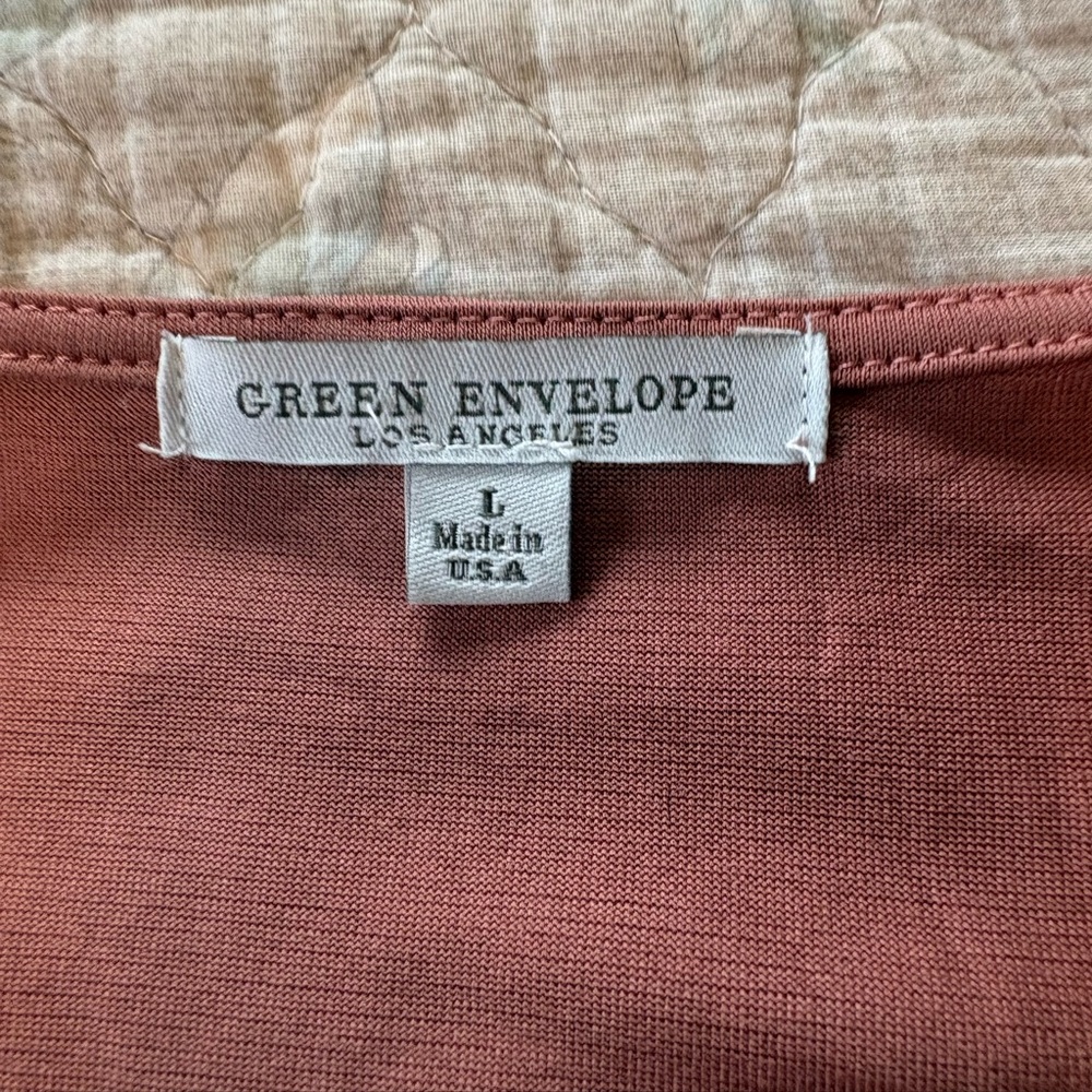 Green Envelope Short Sleeve Top - Terracotta - Picture 3 of 7
